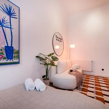 Artful 3Br Home By Danube River & Market Hall Lägenhet *