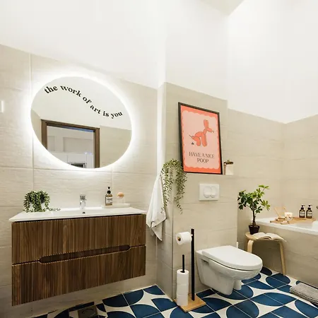Artful 3br By Danube River & Market Hall דירה