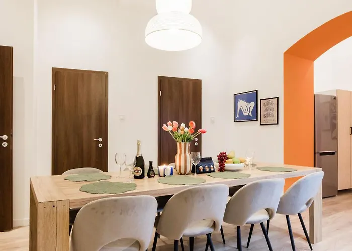 Artful 3br By Danube River & Market Hall