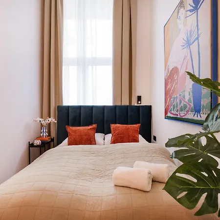 דירה Artful 3br By Danube River & Market Hall בודפשט